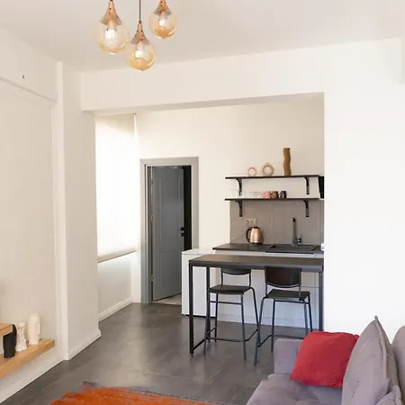 Nora 1 Bedroom *